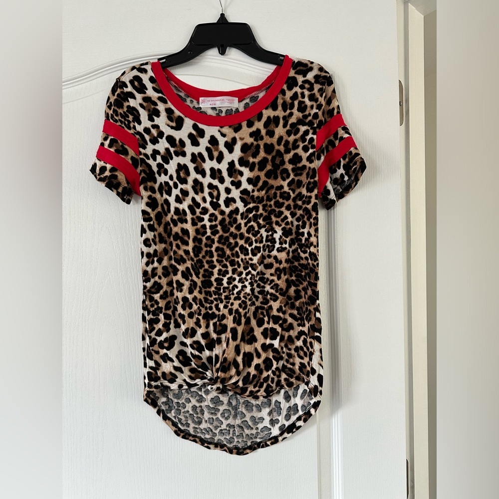 No Boundaries - Leopard Print Tee - Size Medium